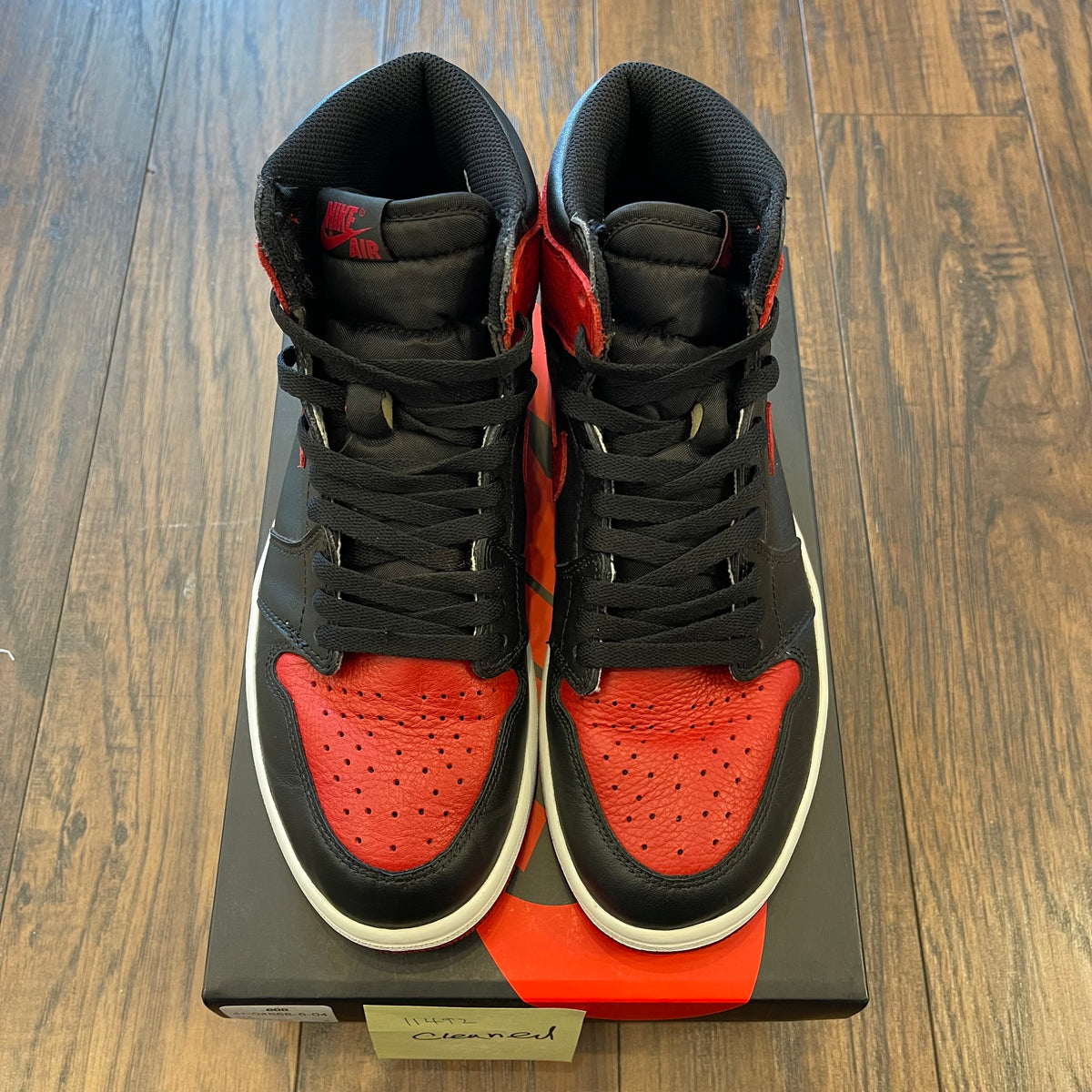 JORDAN 1 RETRO BRED BANNED 2016 PRE OWNED 555088001 SIZE 9 Original Grail